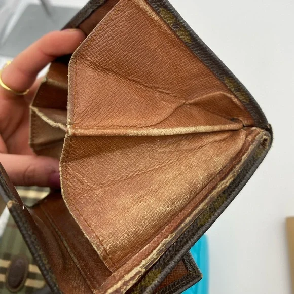 Louis Vuitton Vintage Compact Wallet